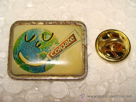 Sammlung von Pins: PIN DE SANIDAD E HIGIENE. COLGATE. CEPILLO DE DIENTES. PASTA DENTAL.