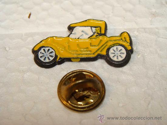 Collection pins: PIN DE COCHES / MOTOS. COCHE CL&Aacute;SICO DE PRIMEROS DE SIGLO XX. AMARILLO. .
