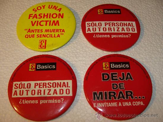 Pins e Spille di collezione: 4 PINS BROCHES BEBIDA. WHISKY J & B. JB.  DEJA DE MIRAR / PERSONAL AUTORIZADO / FASHION VICTIM.