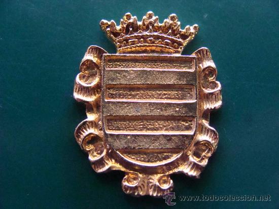 Pins e Spille di collezione: INSIGNIA HER&Aacute;LDICA. ESCUDO HER&Aacute;LDICO DE BORNOS, C&Aacute;DIZ. CON BA&Ntilde;O DE ORO 24 K.