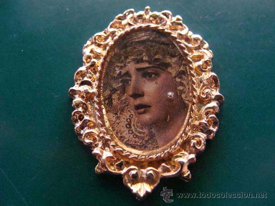 Collection pins: INSIGNIA RELIGIOSA. SEMANA SANTA DE JEREZ, C&Aacute;DIZ. 1997. NTRA SE&Ntilde;ORA DE LA ESTRELLA. BA&Ntilde;O ORO.