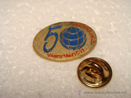 Sammlung von Pins: PIN DE TURISMO. VIAJES VINCIT. 50 ANIVERSARIO. AGENCIA DE VIAJE.