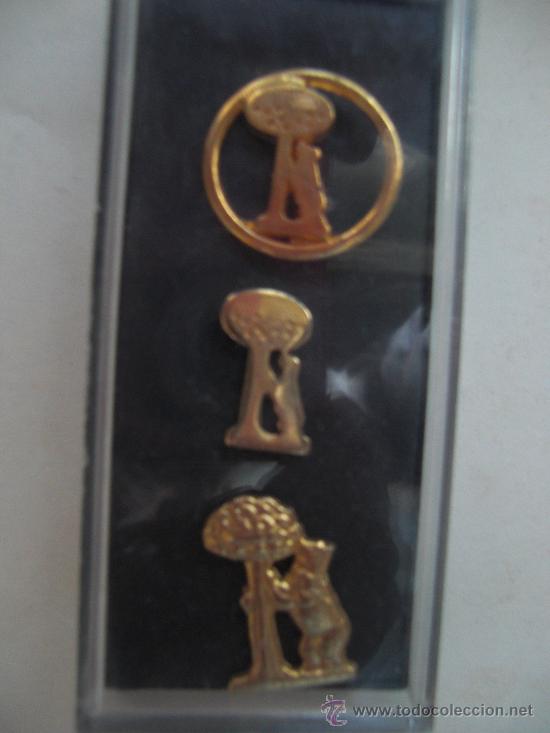 Pins de colecci&oacute;n: ESTUCHE CON ALFILER Y 2 PINS DEL OSO Y EL MADRO&Ntilde;O - MADRID
