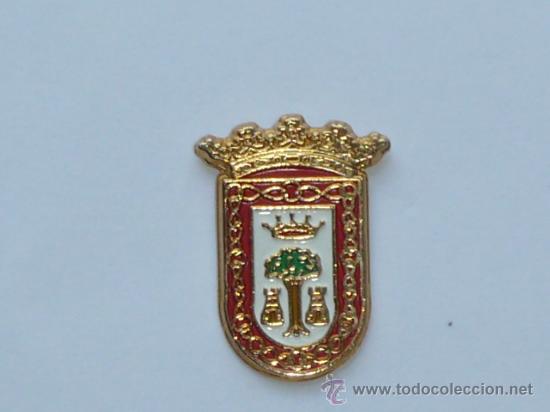Pins de colecci&oacute;n: PIN ESCUDO HERALDICO DE OLITE (NAVARRA)
