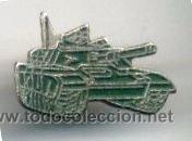 Pins de cole&ccedil;&atilde;o: PIN TANQUE. PINS.
