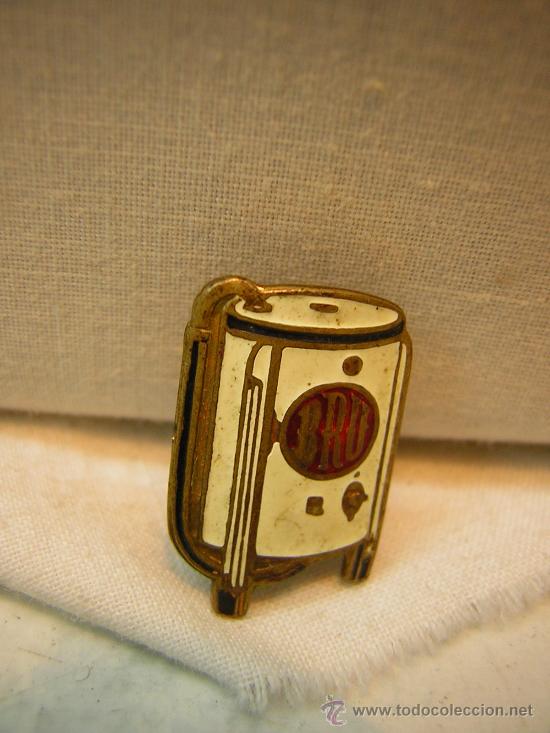 Pins de colecci&oacute;n: PIN LAVADORA BRU OJAL - Foto 1