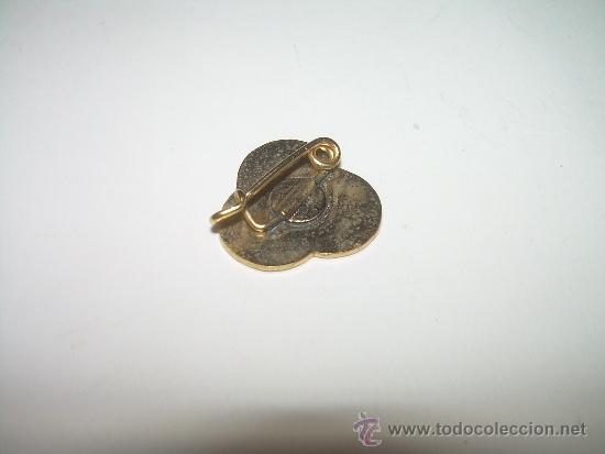 Pins de colecci&oacute;n: ANTIGUA INSIGNIA....C.D. HF - Foto 3