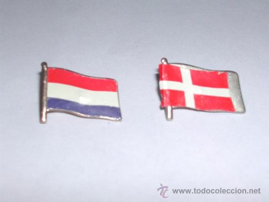Pins de colecci&oacute;n: Lote 2 Pines de Metal - BANDERAS.