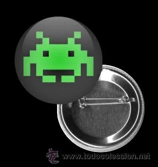 Pins de colecci&oacute;n: CHAPA 32MM, SPACE INVADERS, VIDEOJUEGO - Foto 1