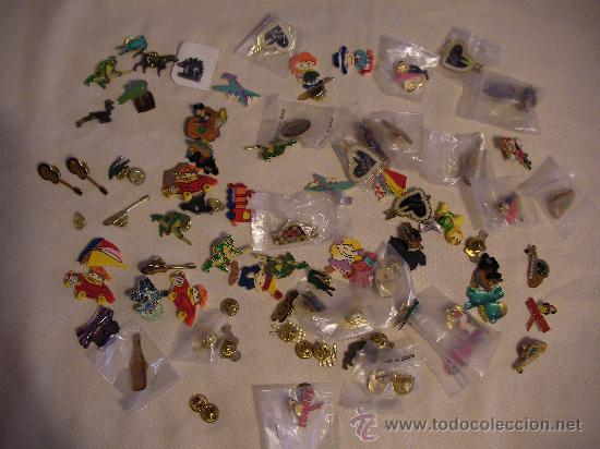 Pins de colecci&oacute;n: LOTE DE PINS Y OTROS - Foto 1