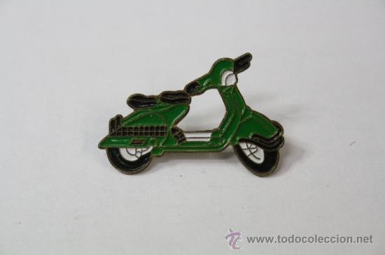 Pins de colecci&oacute;n: Pin de Moto Vespa
