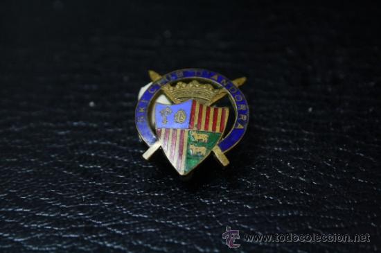 Pins de colecci&oacute;n: Antigua Insignia de Ski Club D'Andorra