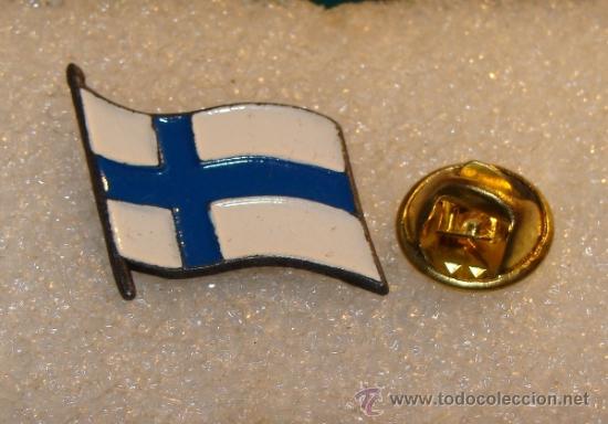 Pins e Spille di collezione: PIN DE TURISMO / BANDERAS. BANDERA DE FINLANDIA.