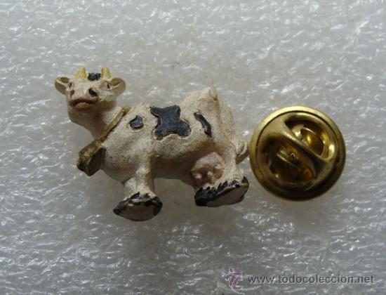 Collection pins: PIN ANIMALES. VACA VAQUITA, RELIEVE.