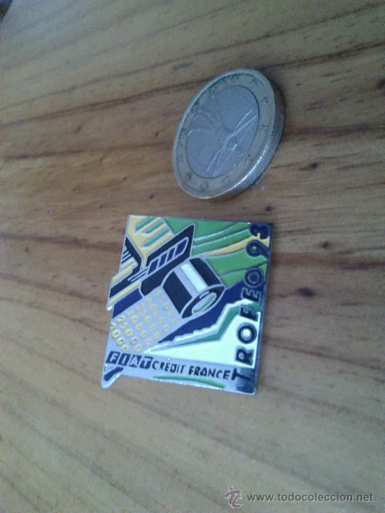 Pins de colecci&oacute;n: pin frances Fiat Credit France trofeo 93