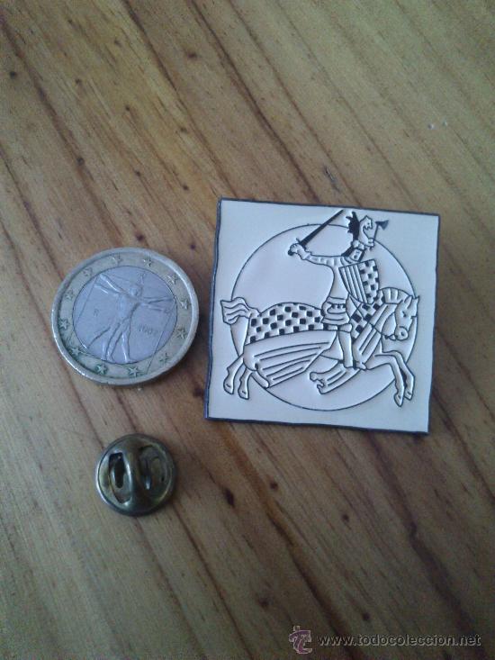 Pins de colecci&oacute;n: Pin De Catalunya, Historia Y Memoria Del Diario Avui Del A&ntilde;o 1995. N.&ordm; 13 Jaume I, ( Jaime I).