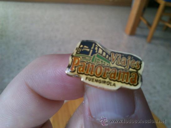 Pins de colecci&oacute;n: Pin De turismo Viajes Panorama De Fuengirola, La Empresa Cerro Hace A&ntilde;os.