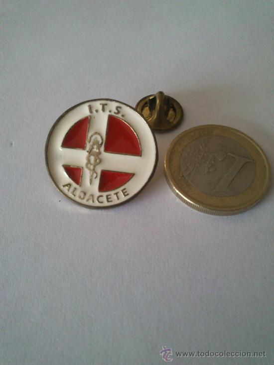 Pins de colecci&oacute;n: Pin Original De I.T.S. Albacete De Los A&ntilde;os 90.
