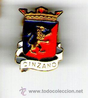 Pins de colecci&oacute;n: precioso pin de bebida cinzano