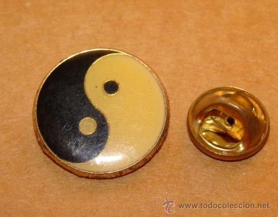 Pins de colecci&oacute;n: PIN S&Iacute;MBOLO YING YANG. - Foto 1
