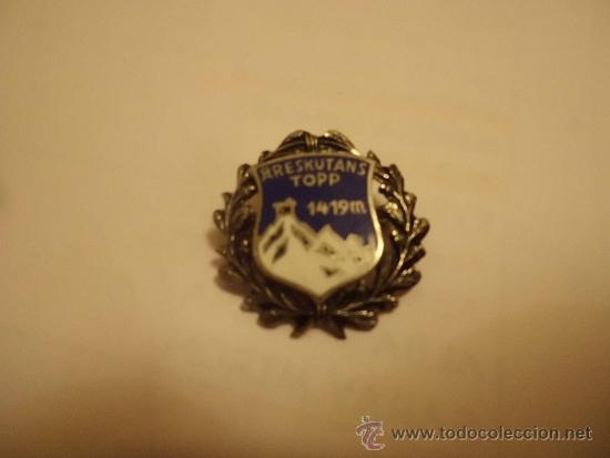 Pins de colecci&oacute;n: Insignia de aguja tipo imperdible estacion Ski o monta&ntilde;ismo Areskutans pico 1419
