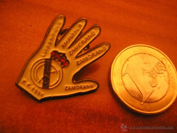 Pins de colecci&oacute;n: REAL MADRID-MANITA-1995 - Foto 1