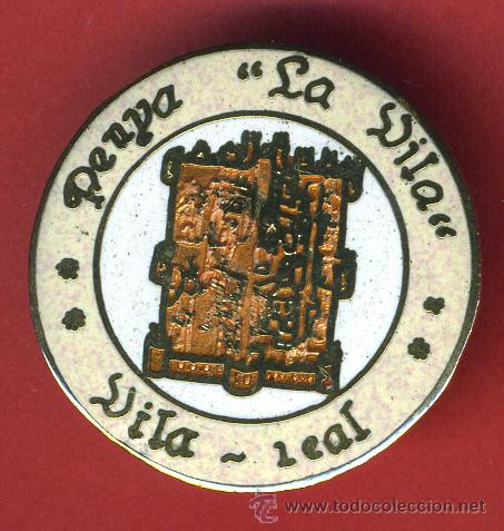 Pin's de collection: INSIGIA O PIN, PUBLICIDAD PE&Ntilde;A LA VILA, VILLARREAL CASTELLON, GRANDE , ANTIGUO , ORIGINAL , P1