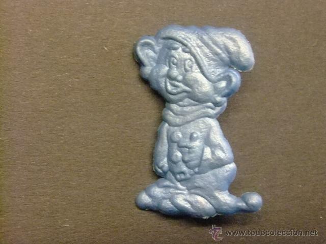 Pin's de collection: PIN PLASTICO PIPAS CHURRUCA personajes de la TV  O CINE EL MUDO DE LOS ENANITOS