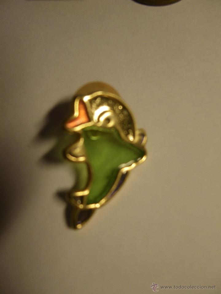 Collection pins: Pins de delf&iacute;n (parte de cristal)