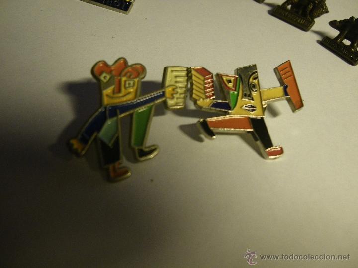 Pins de colecci&oacute;n: 2 pins Circulo de lectores - Foto 1