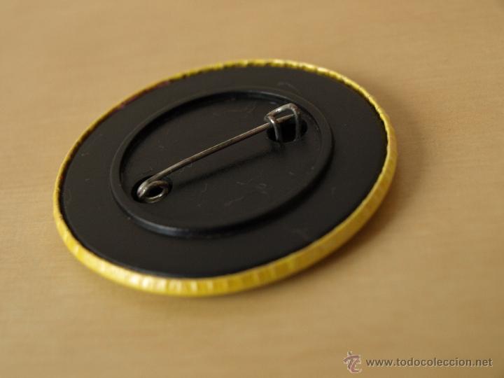 Pins de colección: PIN CHAPA MAX. 4,8 CM DIAMETRO. - Foto 3 - 42768885