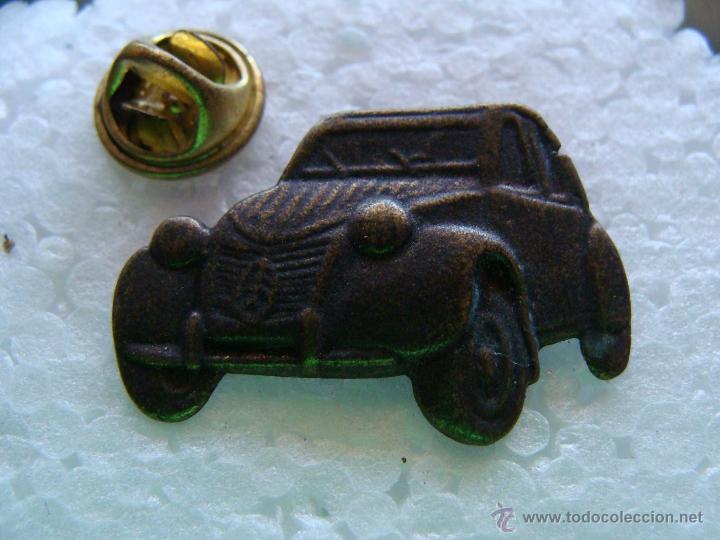 Collection pins: PIN DE COCHES MOTOS. COCHE CITROEN 2CV