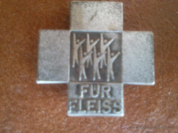 Pins de colecci&oacute;n: ANTIGUOS PINS EN METAL - Foto 10