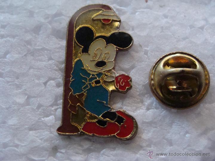 Pins de colecci&oacute;n: PIN DE DIBUJOS ANIMADOS, COMICS, TEBEOS, VIDEOJUEGOS. WALT DISNEY. MICKEY MOUSE. FAROLA