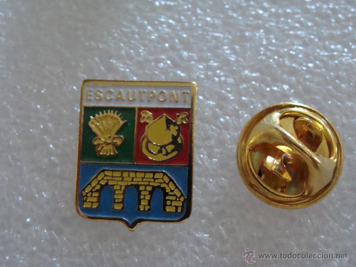 Pins e Spille di collezione: PIN DE HER&Aacute;LDICA. ESCUDO HER&Aacute;LDICO. ESCAUTPONT. FRANCIA