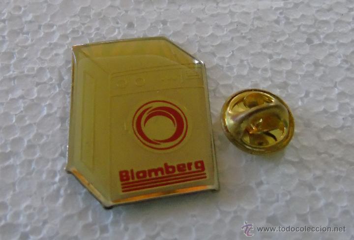 Pins de colecci&oacute;n: PIN LAVADORA BLOMBERG - Foto 1