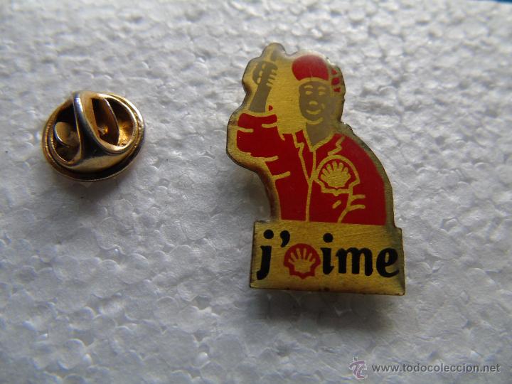 Pins de colecci&oacute;n: PIN DE GASOLINERAS SHELL. MEC&Aacute;NICO - Foto 1