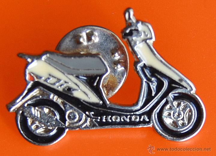 Pins de colecci&oacute;n: PIN MOTO - SCCOTER - HONDA SCOOPY