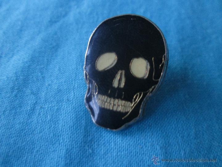 Pins de colecci&oacute;n: Pin calavera negra.... - Foto 1