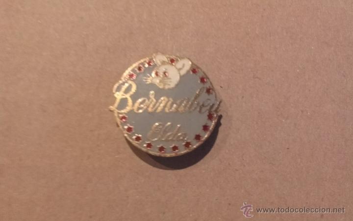 Collection pins: INSIGNIA DE EPOCA FABRICA BERNABEU ELDA ( ALICANTE )