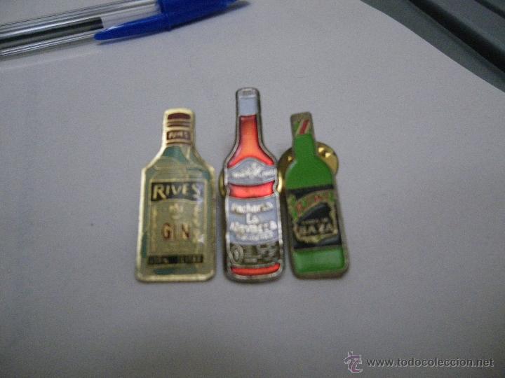 Pins de colecci&oacute;n: 3 pins: Pachar&aacute;n de Navarra, Gin Rives y Dma de Baza