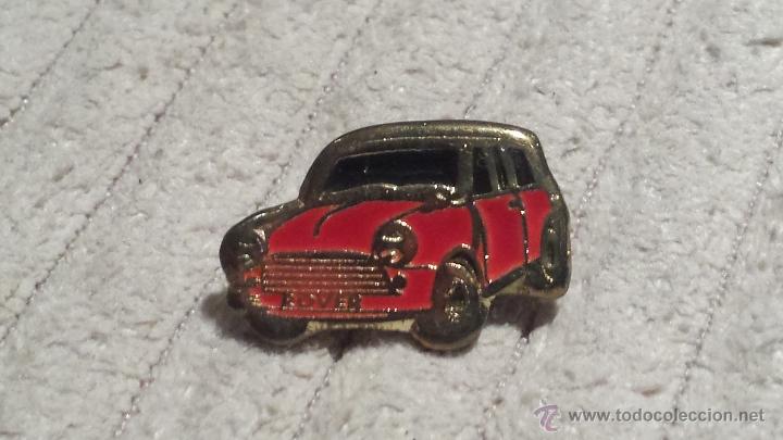 Pins de colecci&oacute;n: PIN COCHE ROVER MINI - Foto 1