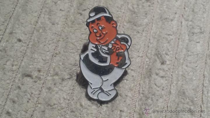 Pins de colecci&oacute;n: PIN DE EL GORDO Y EL FLACO - Foto 1
