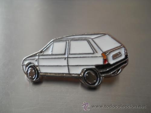 Pins de colecci&oacute;n: pin citroen ax blanco