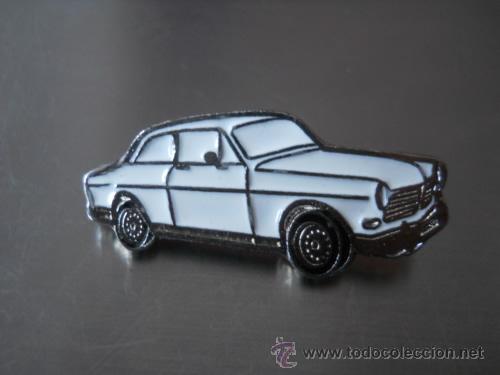Pins de colecci&oacute;n: pin volvo 121 blanco