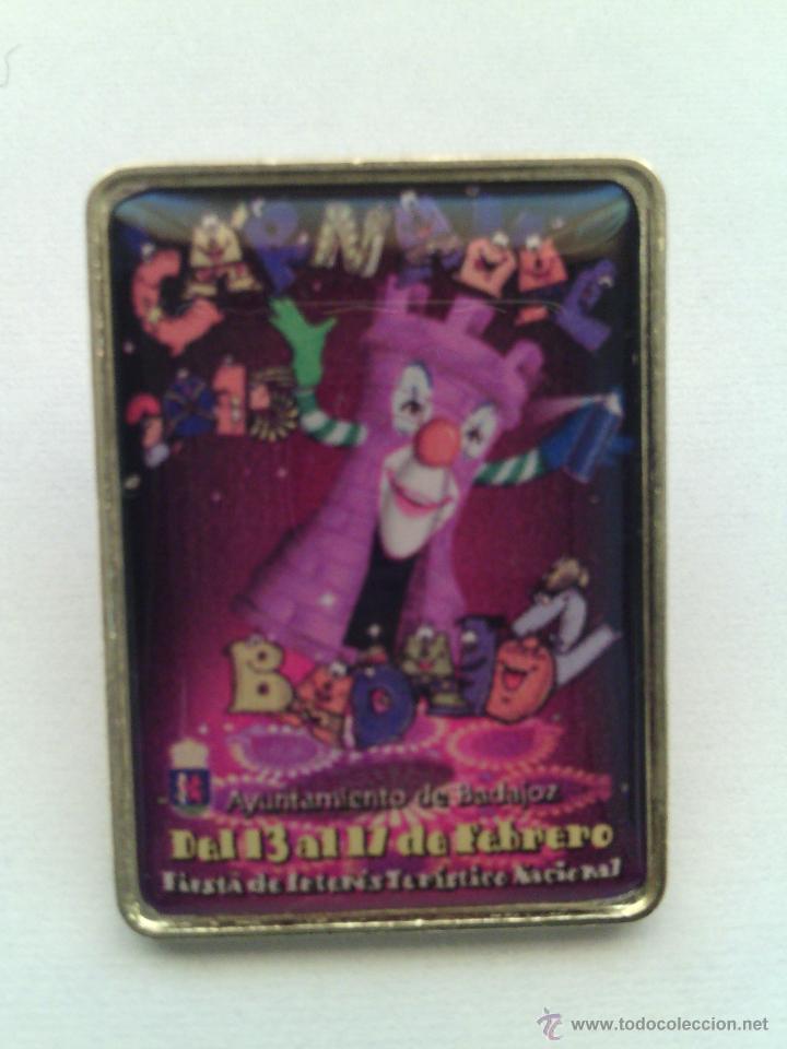 Pins de colecci&oacute;n: Pin Carnaval de Badajoz 2015. - Foto 1