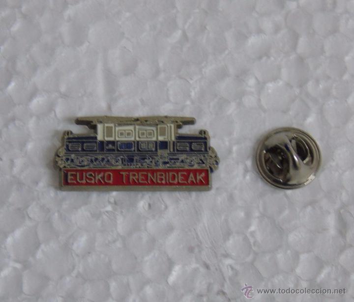 Sammlung von Pins: PIN DE TRENES FERROCARRILES. EUSKO TRENBIDEAK. LOCOMOTORA ANTIGUA