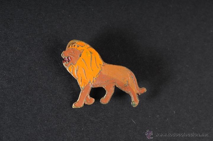 Pins de colecci&oacute;n: PIN INSIGNIA DE AGUJA IMPERDIBLE LEON
