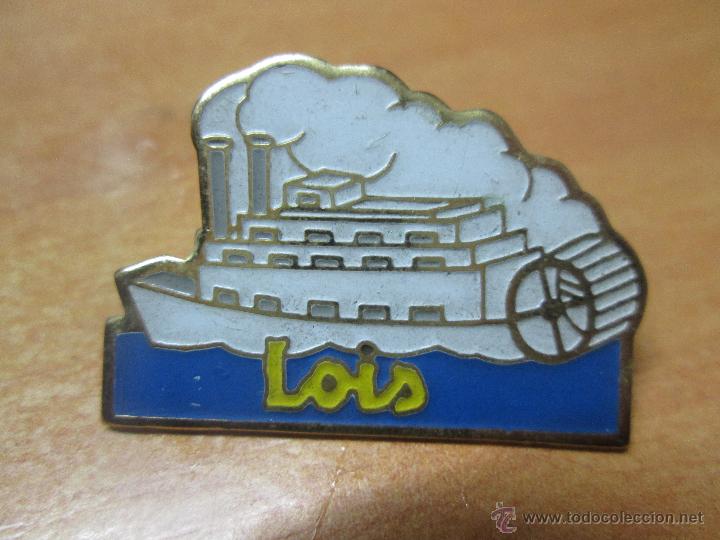 Pins de colecci&oacute;n: Pin publicitario ropa LOIS ( barco Vapor))