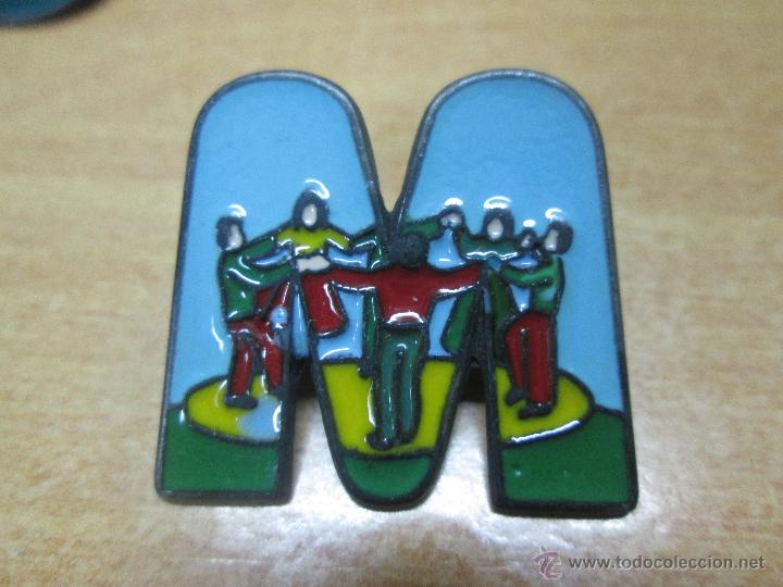 Pins de colecci&oacute;n: Pin Letra M (sardana) - Foto 1